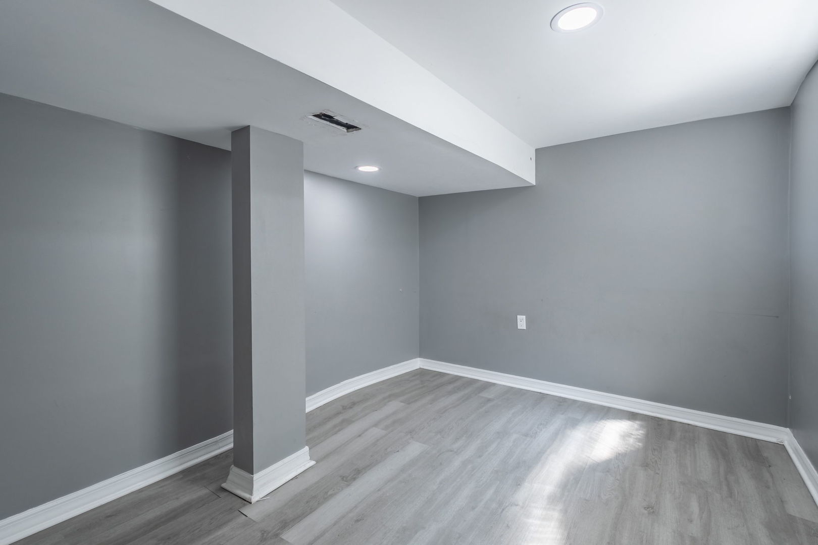 5648 S California Avenue, Chicago, IL 60629