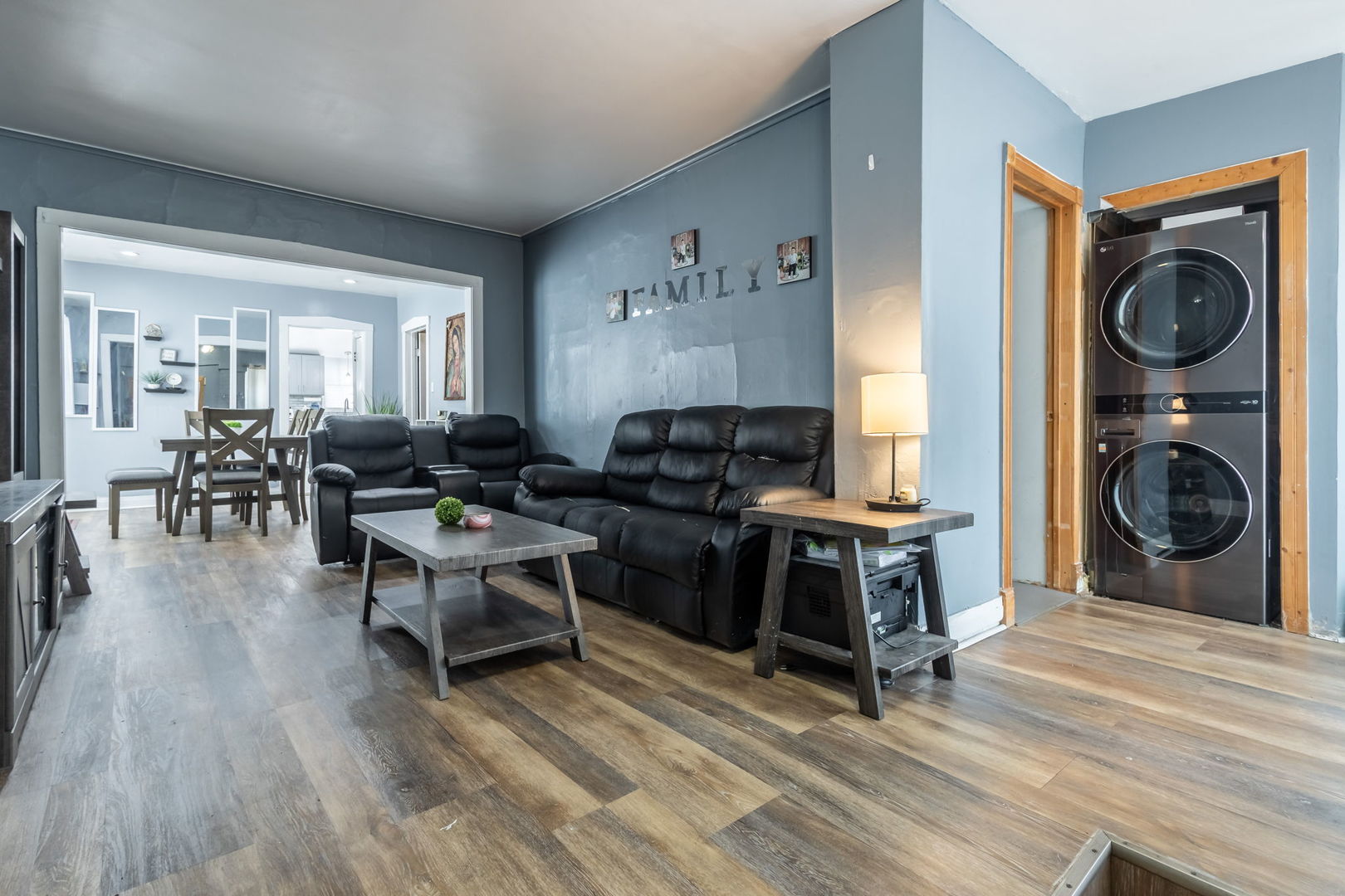 5648 S California Avenue, Chicago, IL 60629