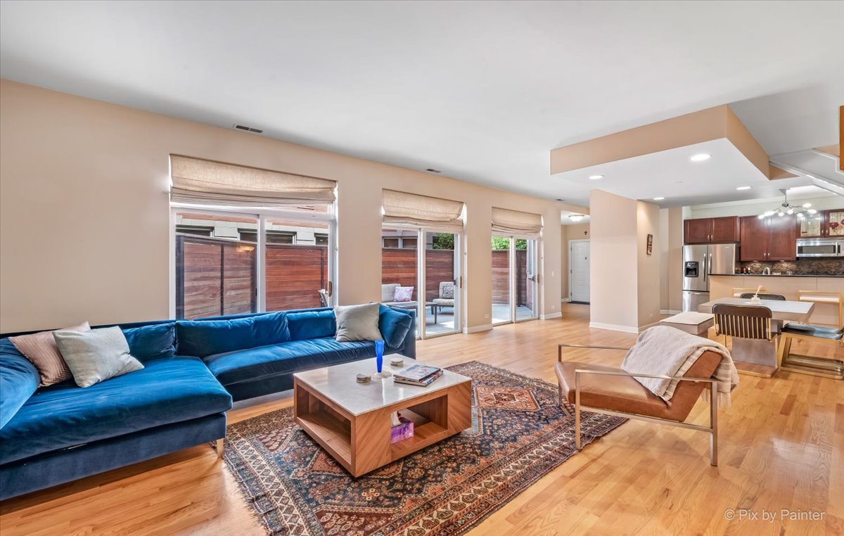 1430 N La Salle Drive #F1, Chicago, IL 60610