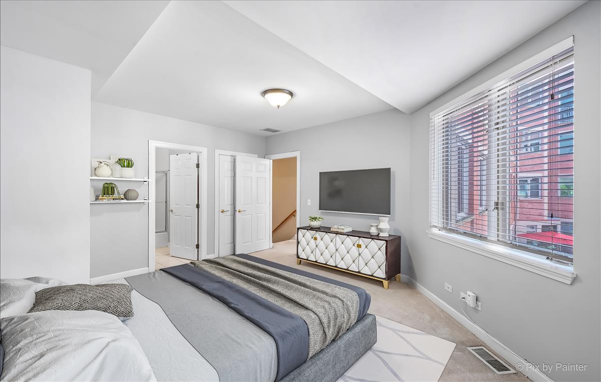 1430 N La Salle Drive #F1, Chicago, IL 60610