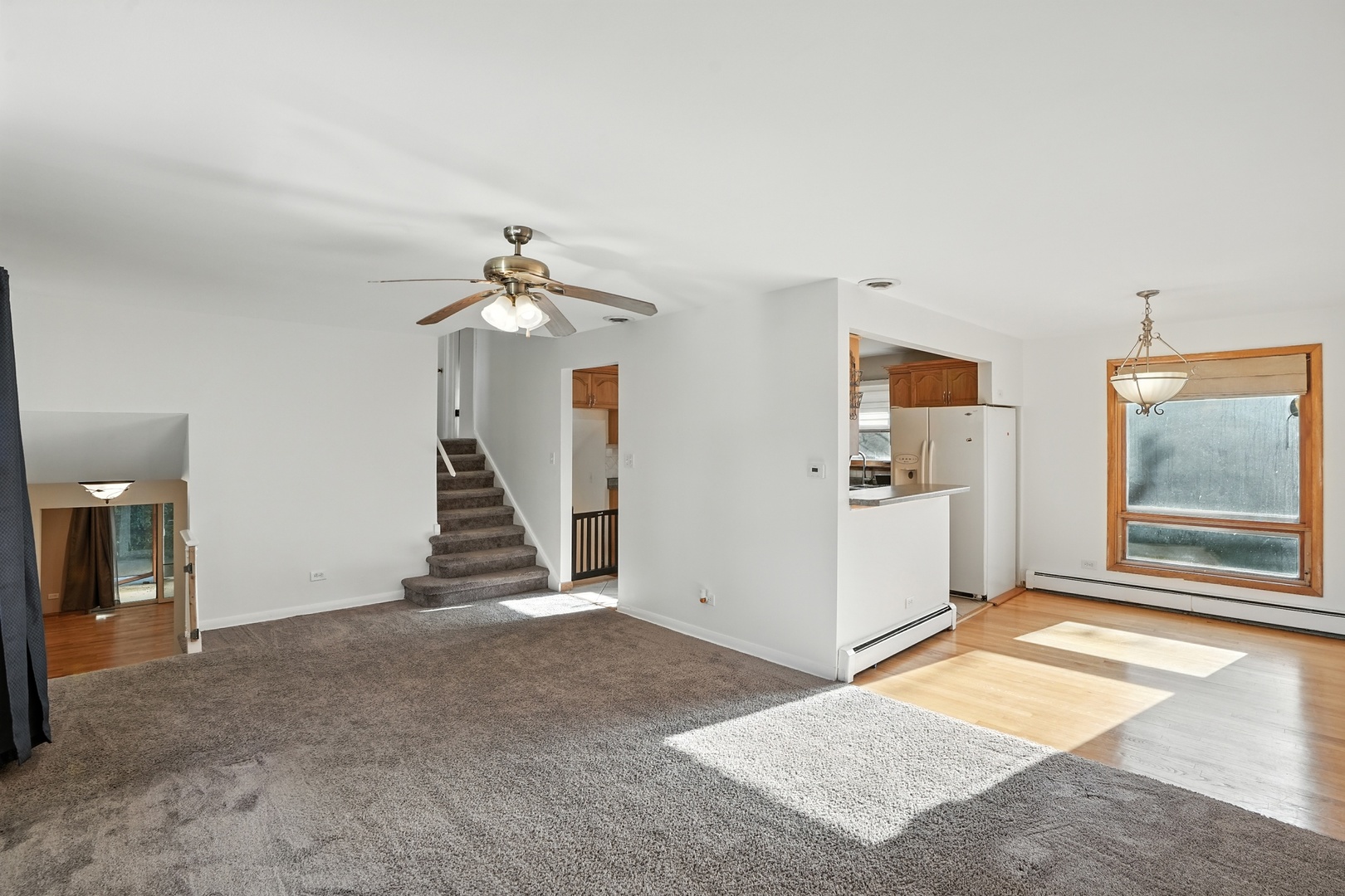 10025 S 86th Court, Palos Hills, IL 60465