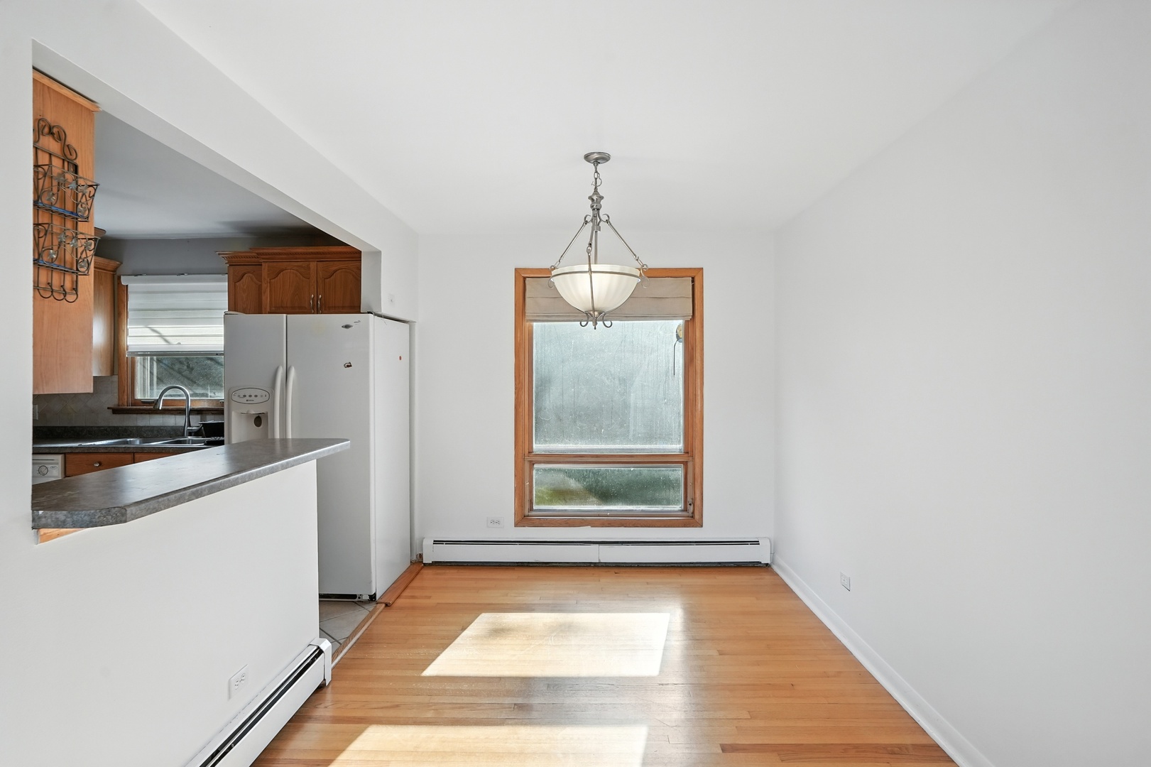 10025 S 86th Court, Palos Hills, IL 60465