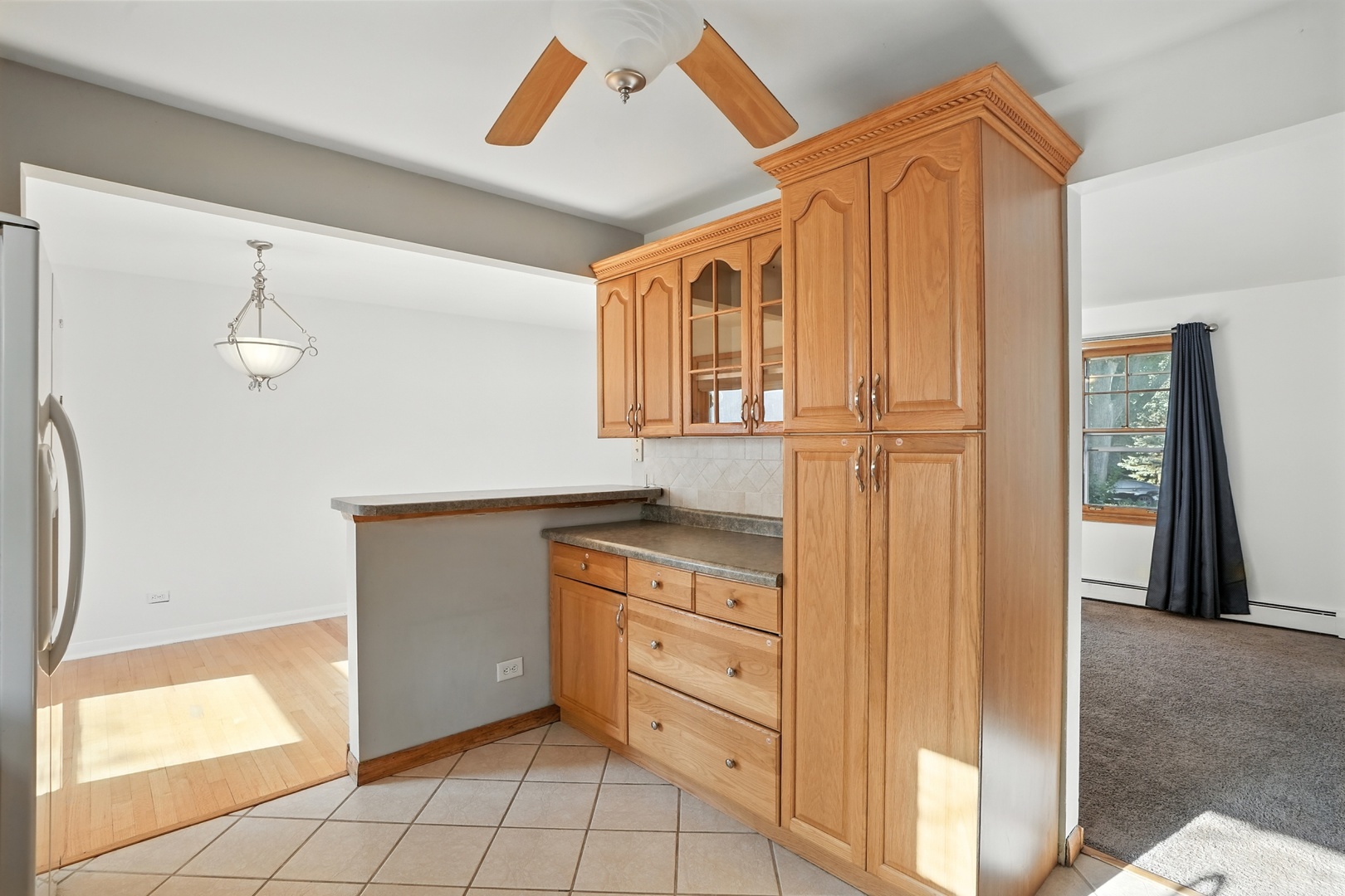 10025 S 86th Court, Palos Hills, IL 60465