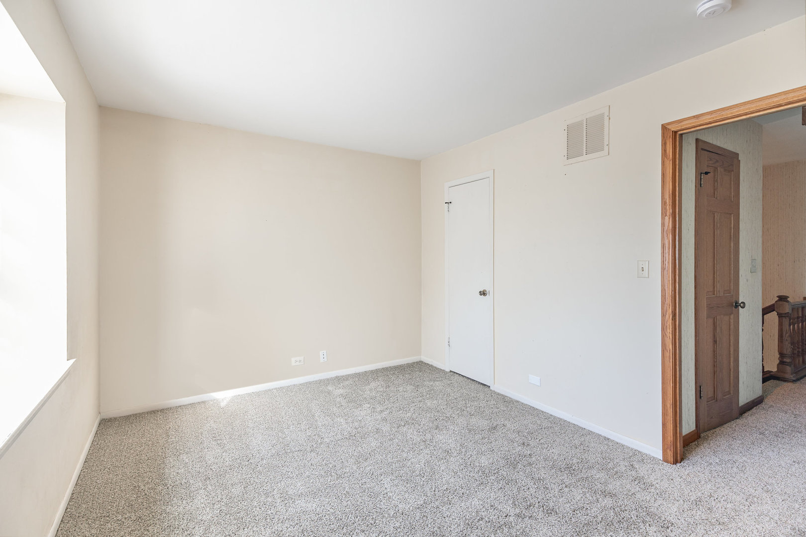 648 Dauphine Court #F, Elk Grove Village, IL 60007