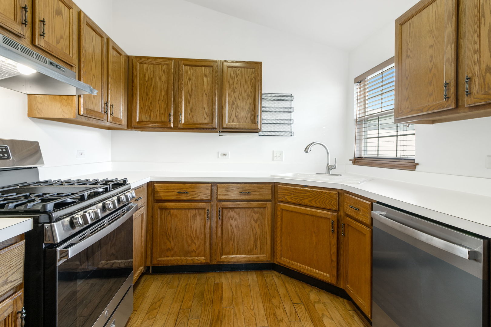 1148 Harbor Court, Glendale Heights, IL 60139