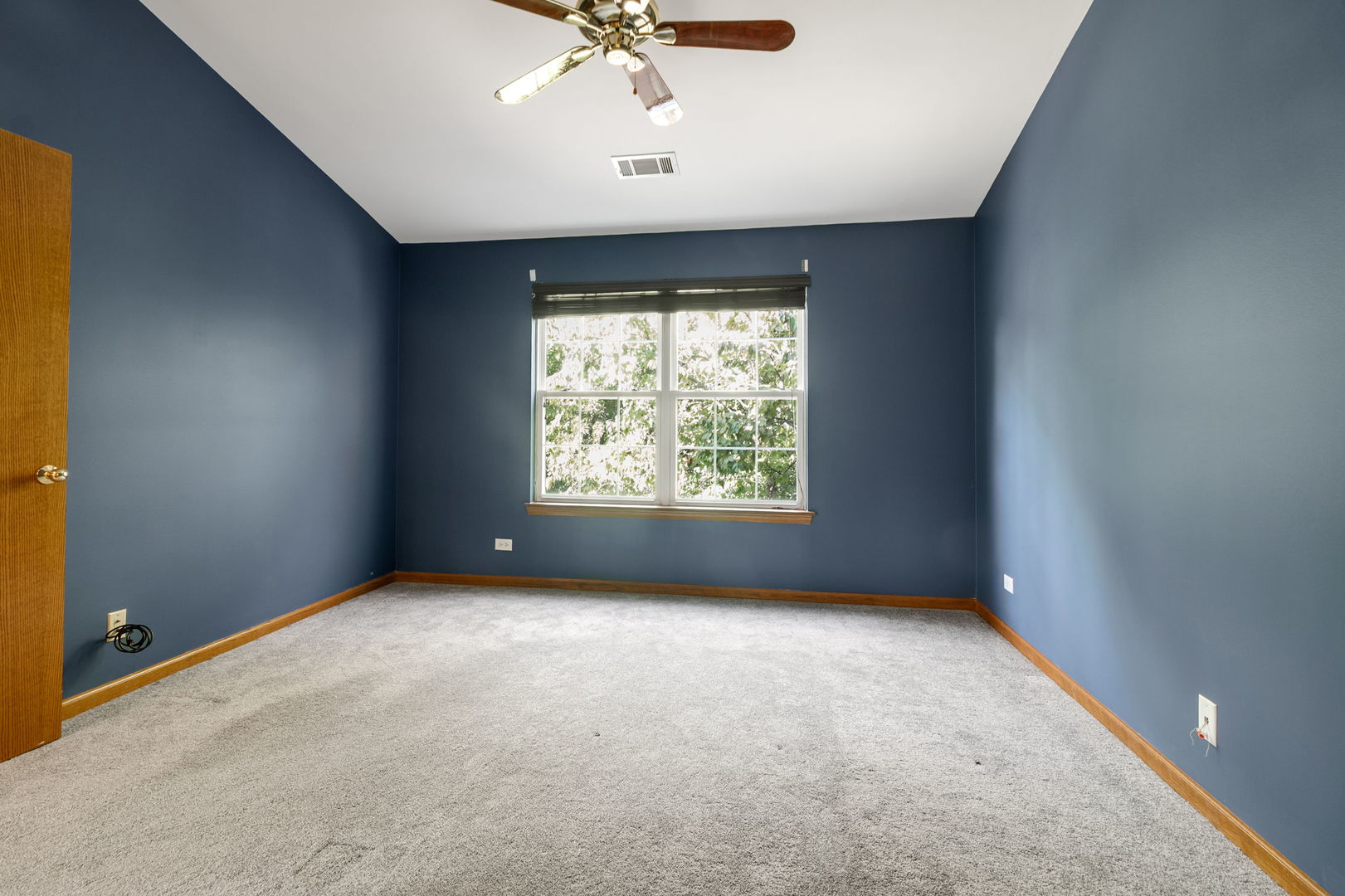 1148 Harbor Court, Glendale Heights, IL 60139