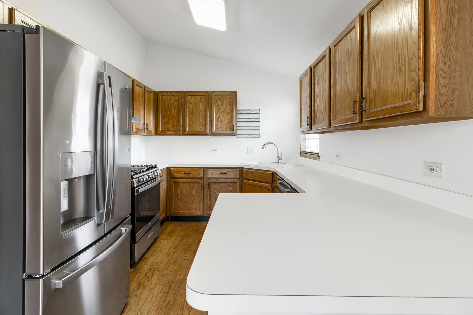 1148 Harbor Court, Glendale Heights, IL 60139