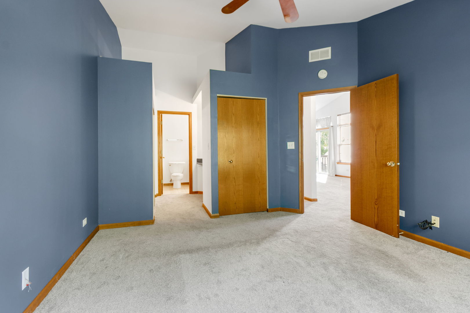 1148 Harbor Court, Glendale Heights, IL 60139