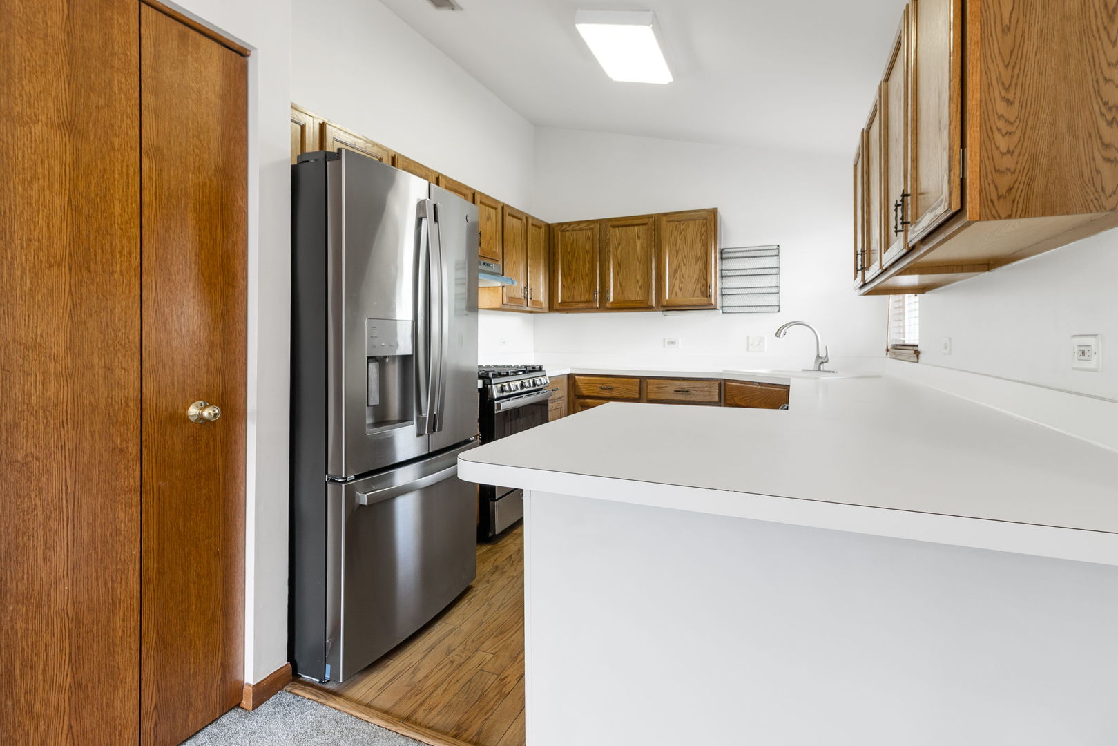 1148 Harbor Court, Glendale Heights, IL 60139