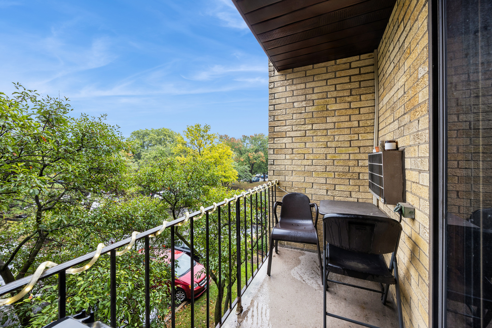 7231 Wolf Road #310C, Indian Head Park, IL 60525