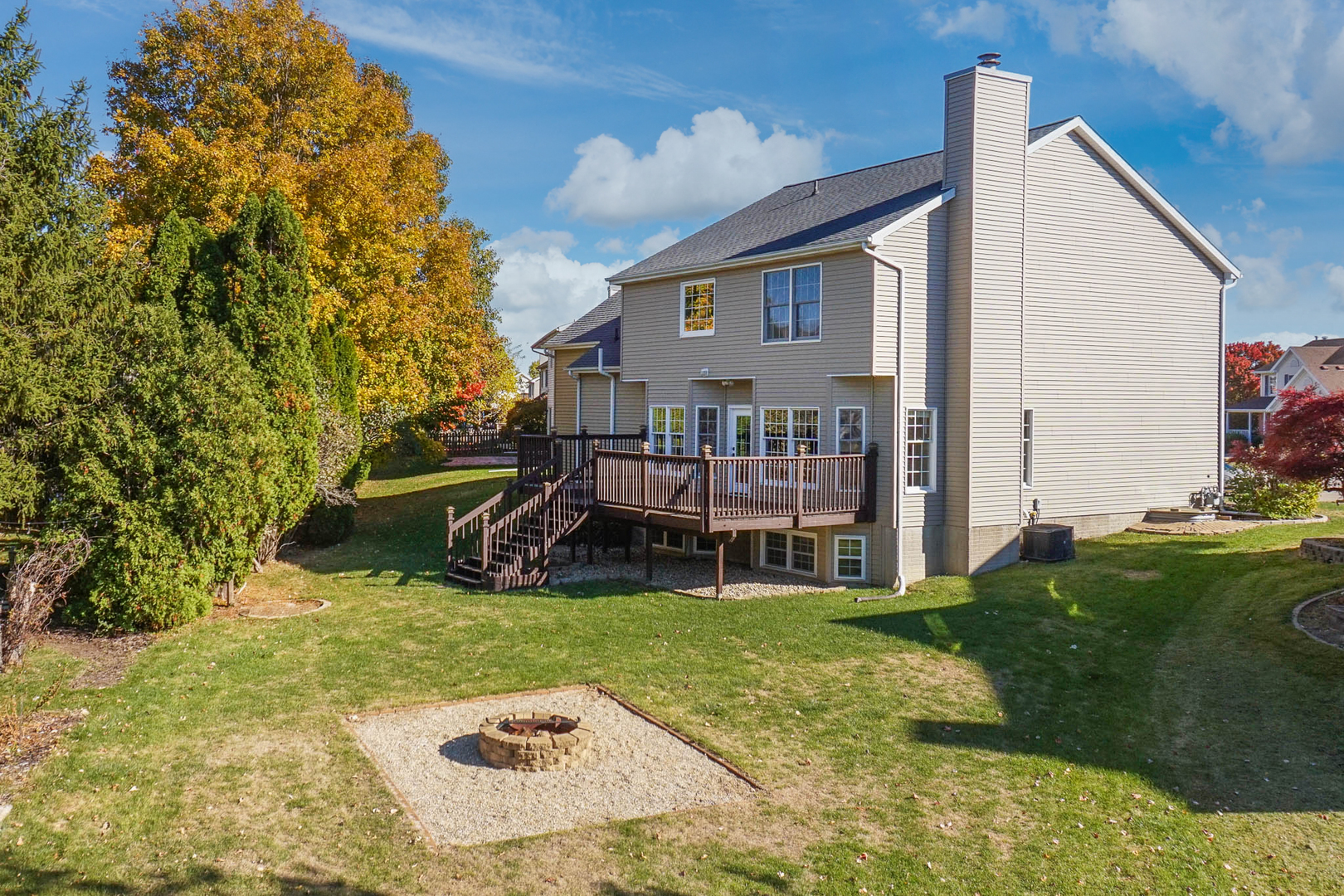 4 Cygnet Crossing, Bloomington, IL 61704