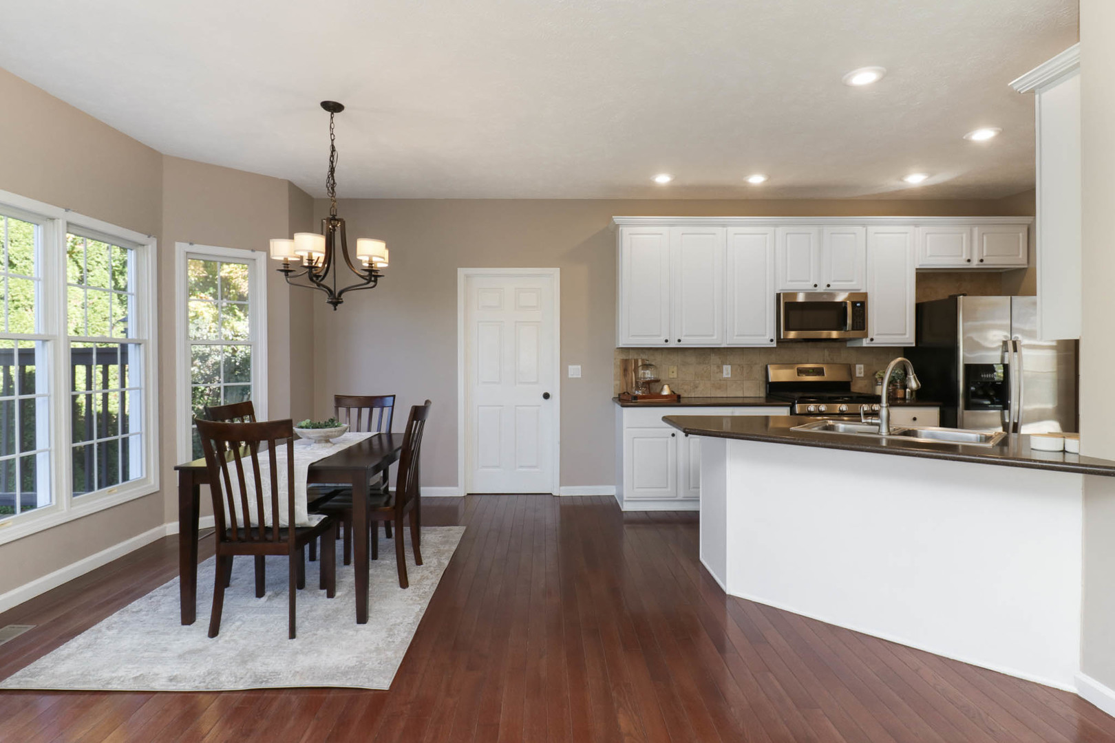 4 Cygnet Crossing, Bloomington, IL 61704