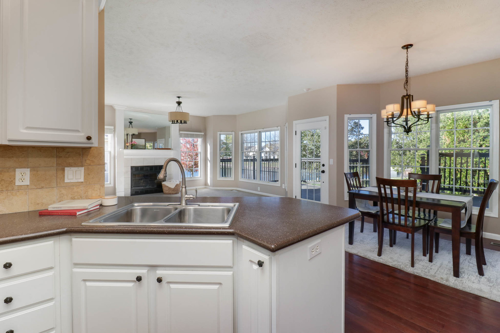 4 Cygnet Crossing, Bloomington, IL 61704