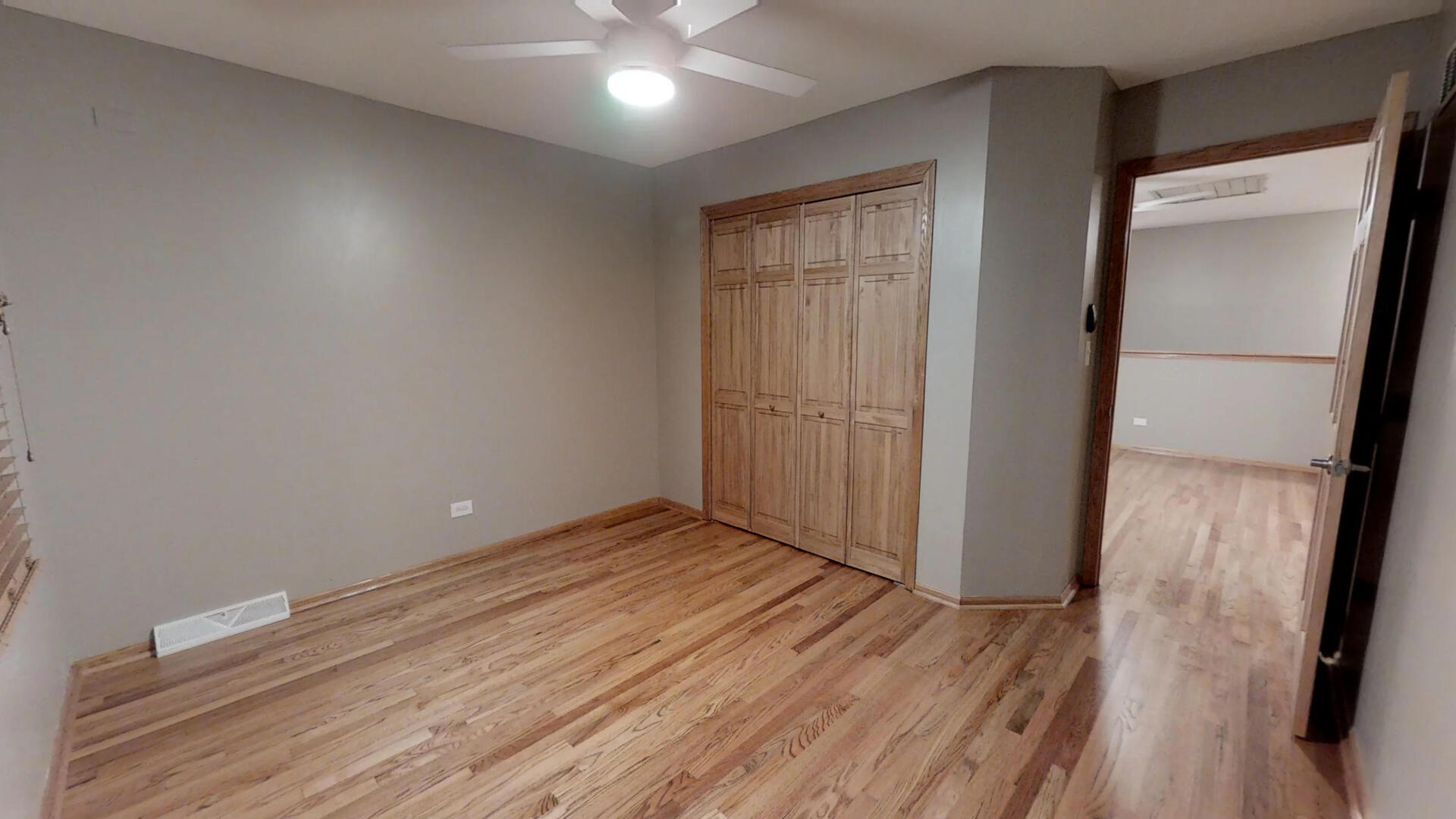 1112 Norfolk Street, Downers Grove, IL 60516