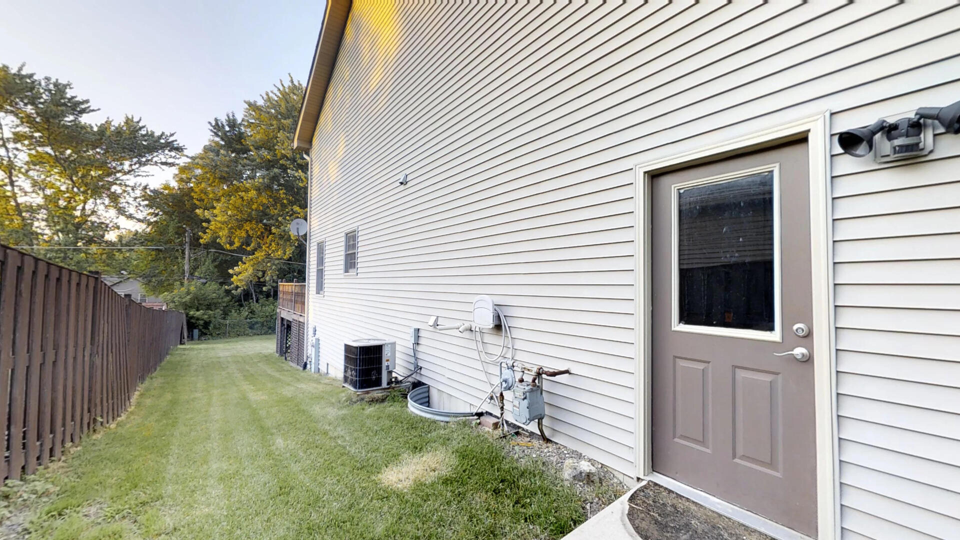 1112 Norfolk Street, Downers Grove, IL 60516