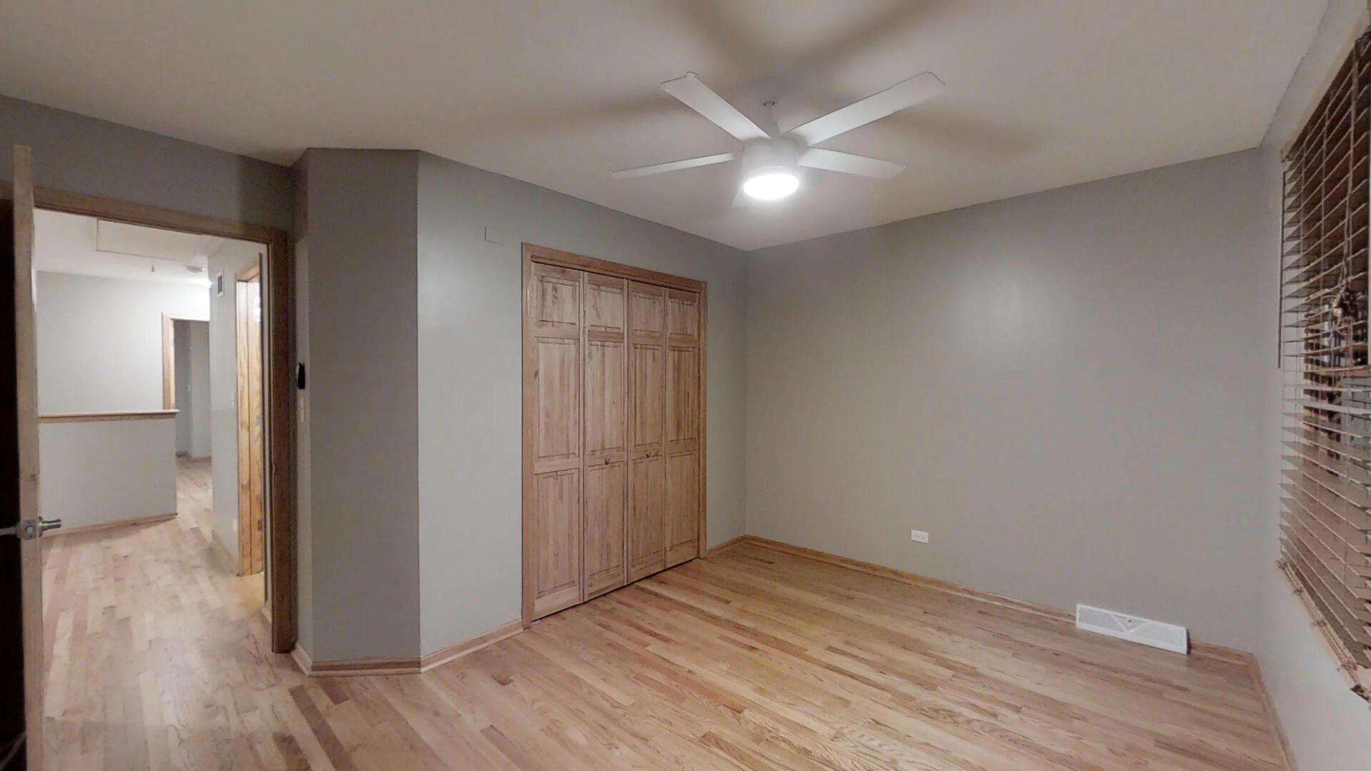 1112 Norfolk Street, Downers Grove, IL 60516