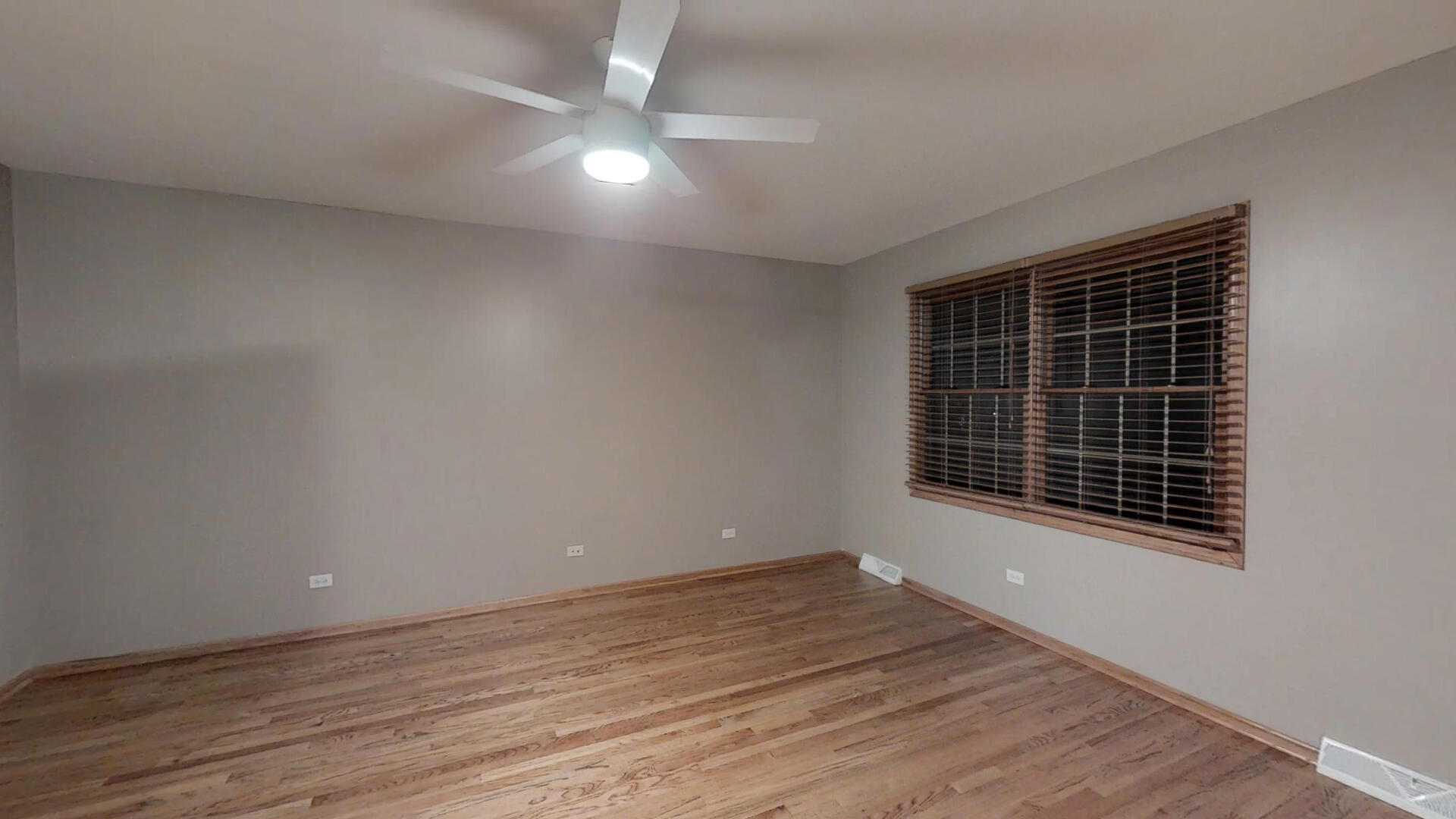 1112 Norfolk Street, Downers Grove, IL 60516