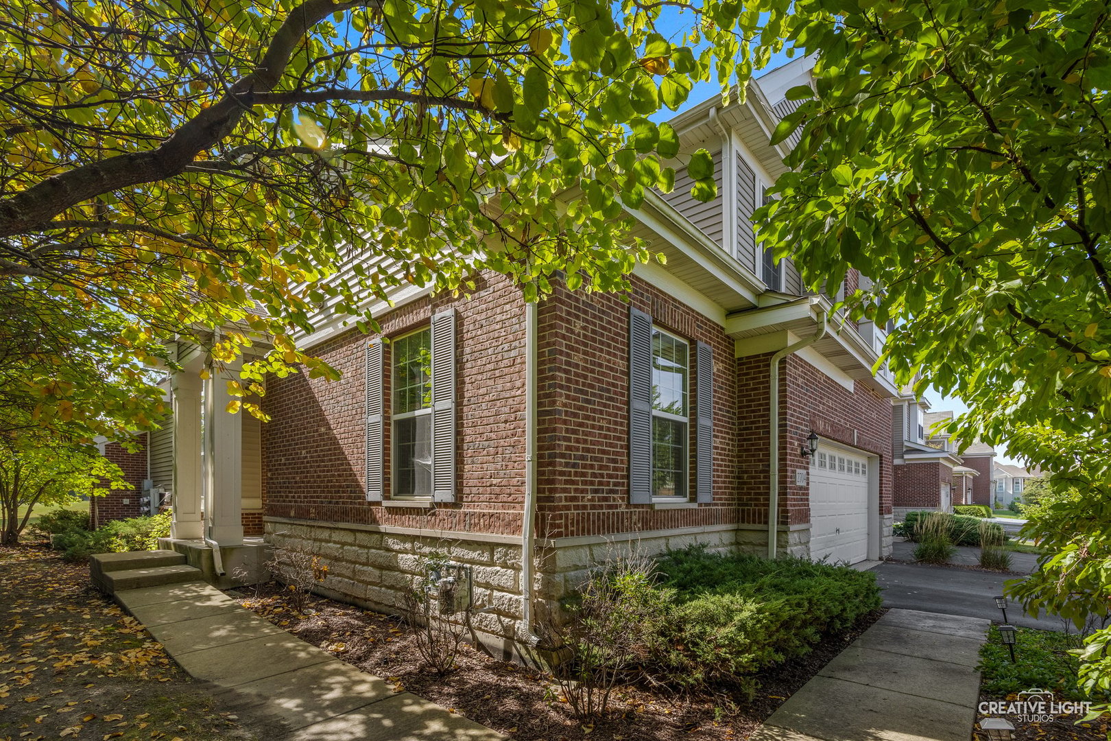 2704 Blakely Lane, Naperville, IL 60540