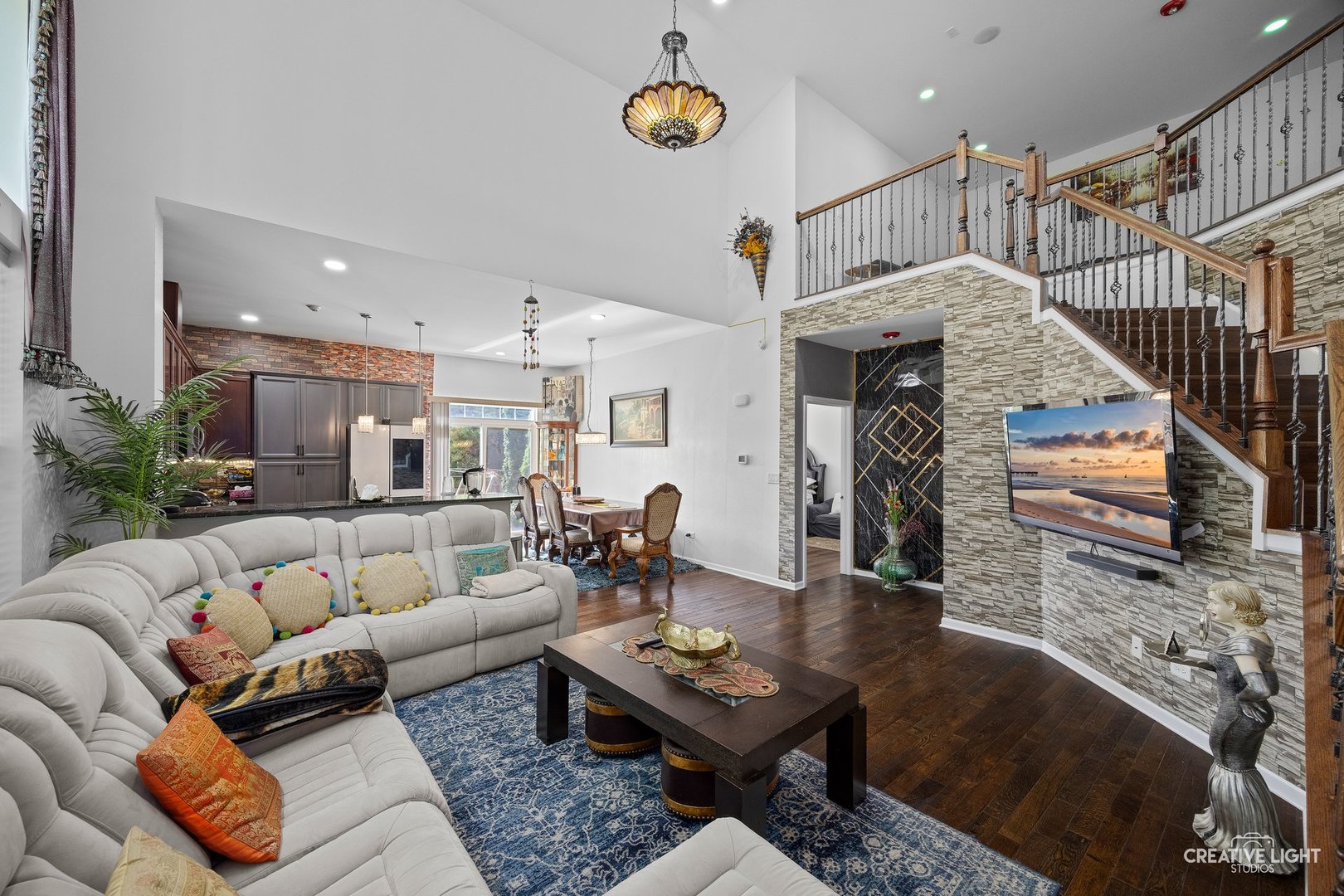 2704 Blakely Lane, Naperville, IL 60540
