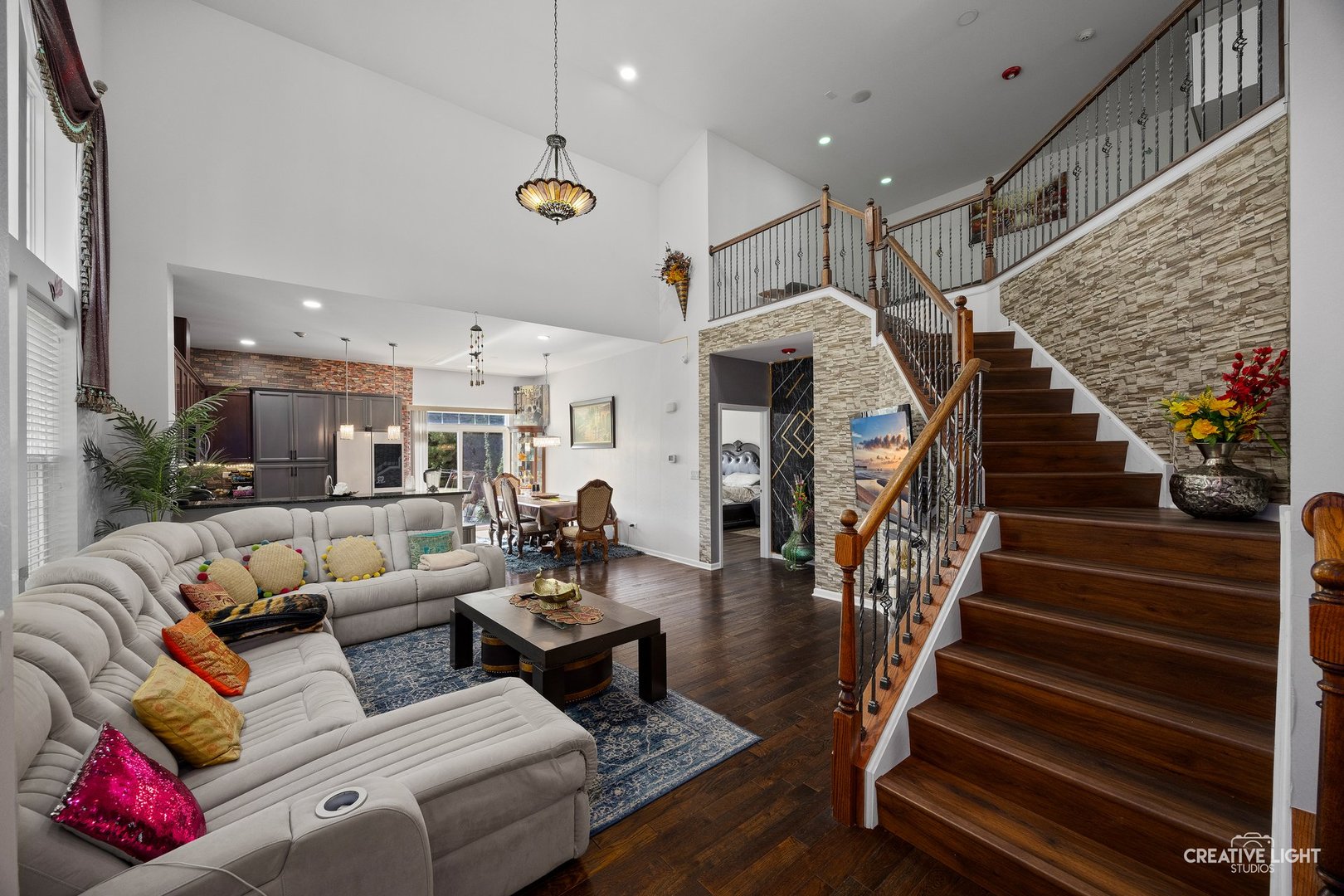 2704 Blakely Lane, Naperville, IL 60540