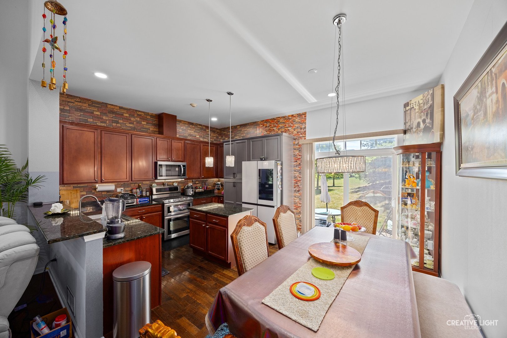 2704 Blakely Lane, Naperville, IL 60540