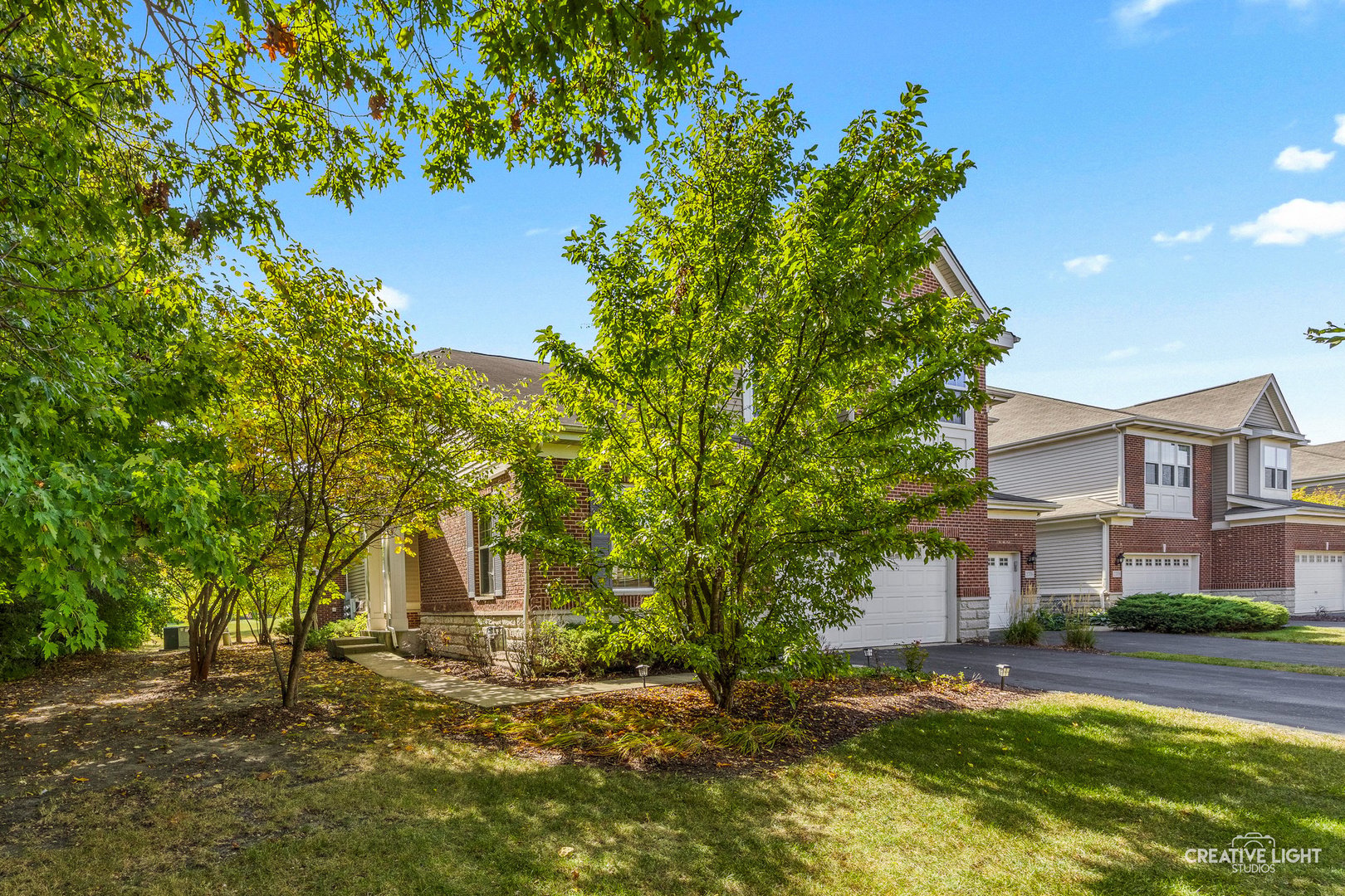 2704 Blakely Lane, Naperville, IL 60540