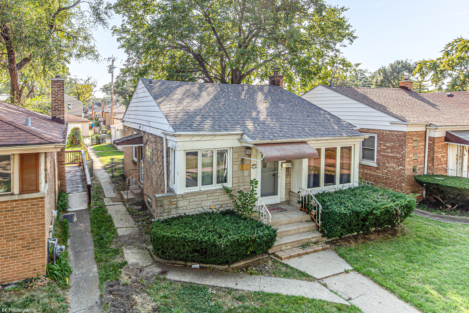 117 Morris Avenue, Bellwood, IL 60104
