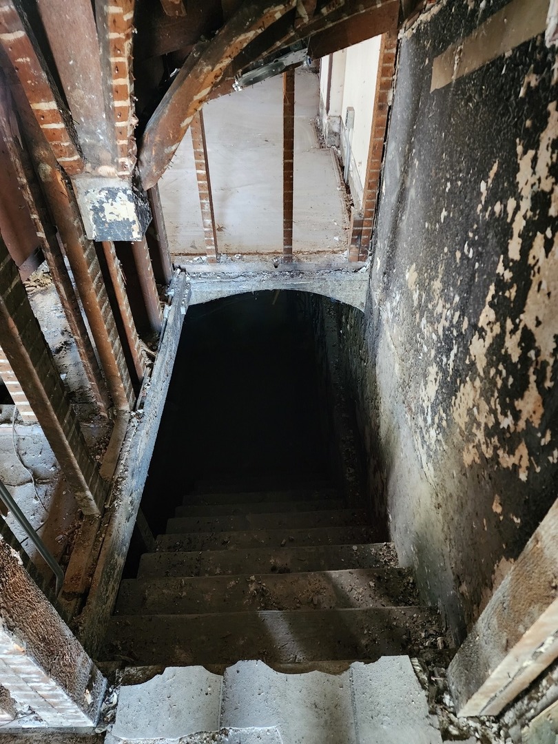 10755 S Champlain Avenue, Chicago, IL 60628