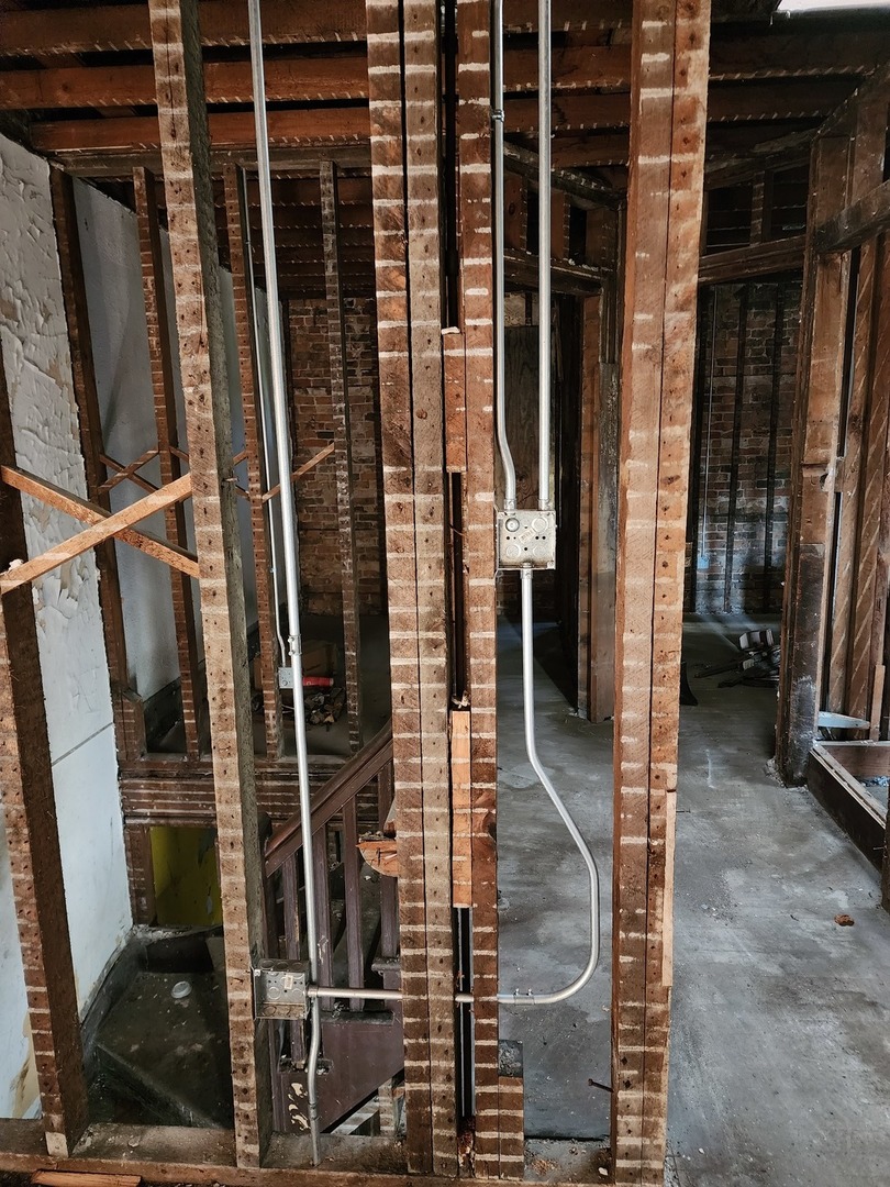 10755 S Champlain Avenue, Chicago, IL 60628