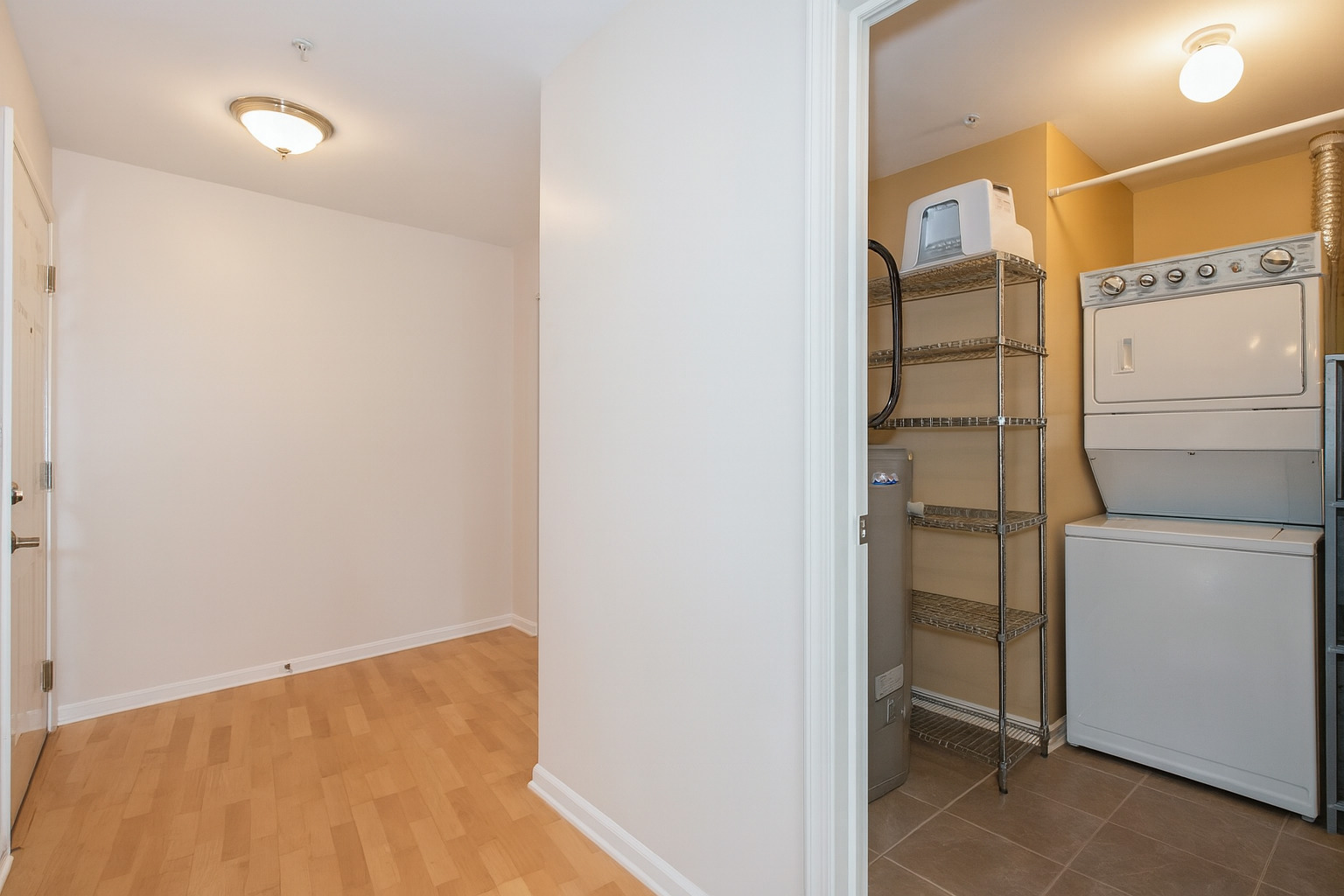 1228 EMERSON Street #304, Evanston, IL 60201