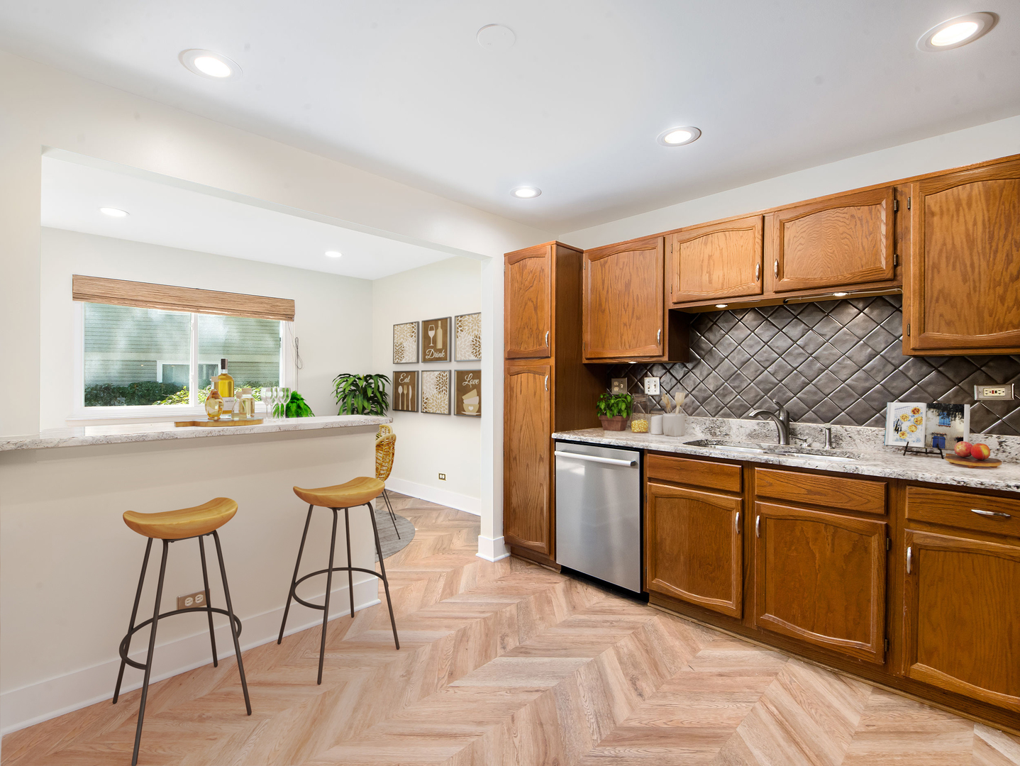 1257 Rosewood Court #D1, Schaumburg, IL 60193