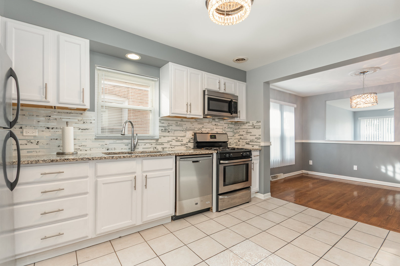 3517 W 76th Street, Chicago, IL 60652