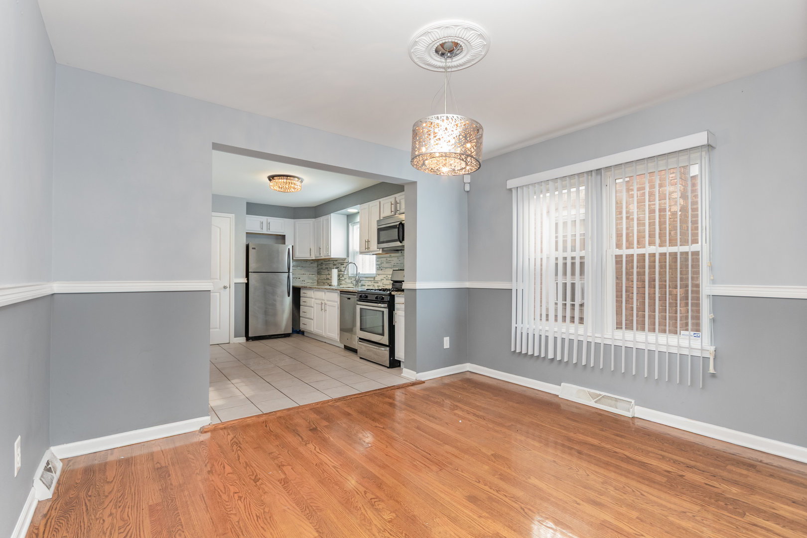 3517 W 76th Street, Chicago, IL 60652