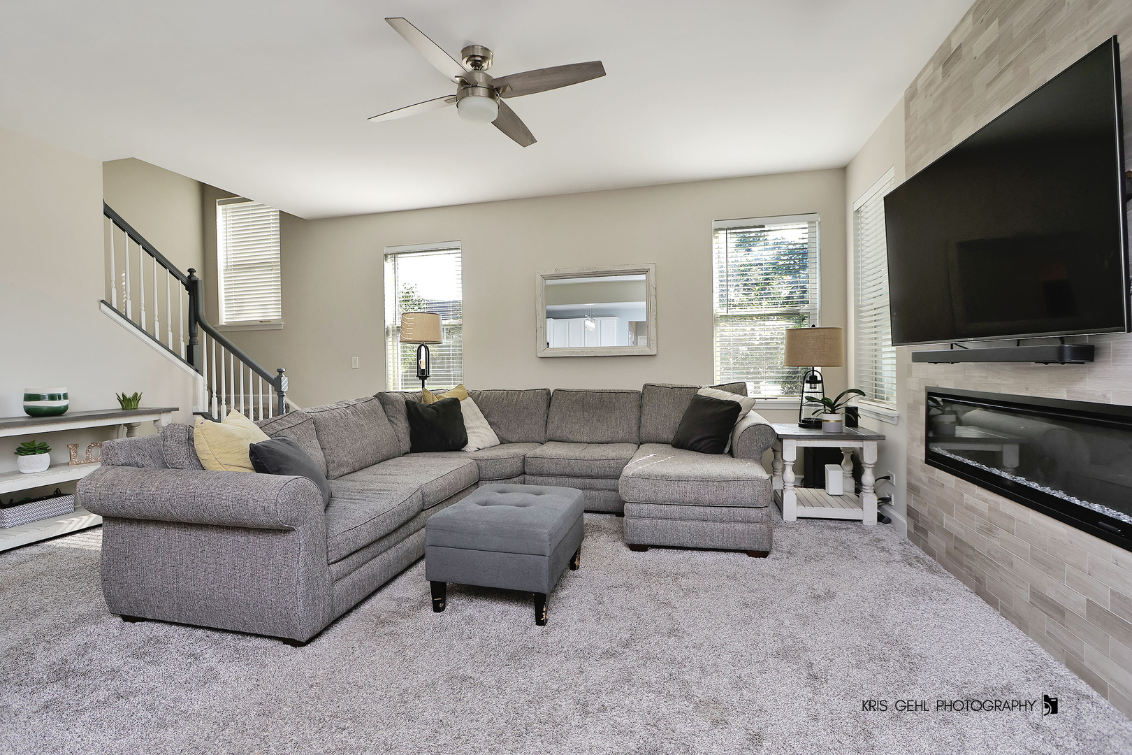 2800 SWEET CLOVER Way, Wauconda, IL 60084