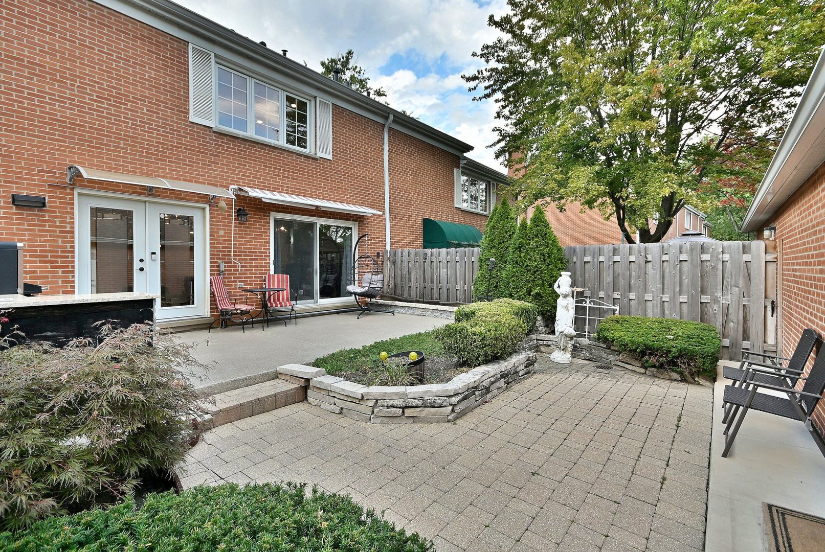 5 N Tower Road, Oak Brook, IL 60523