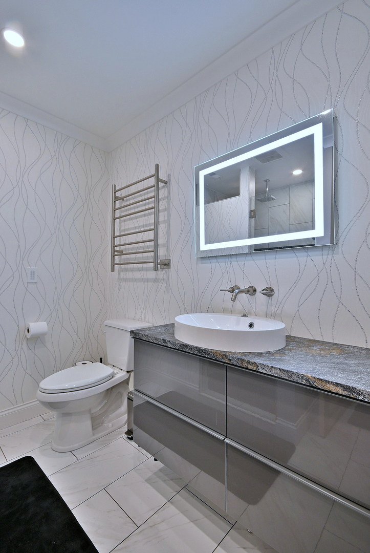 5 N Tower Road, Oak Brook, IL 60523