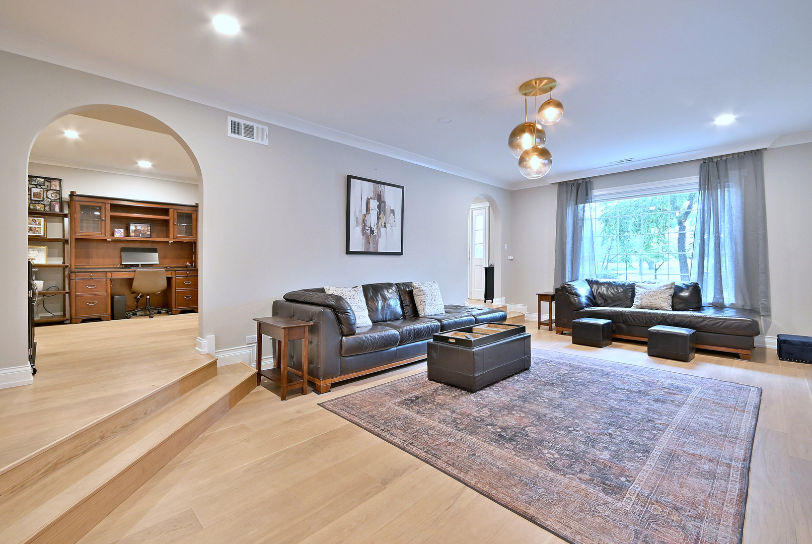 5 N Tower Road, Oak Brook, IL 60523