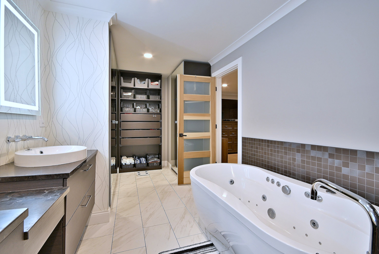 5 N Tower Road, Oak Brook, IL 60523