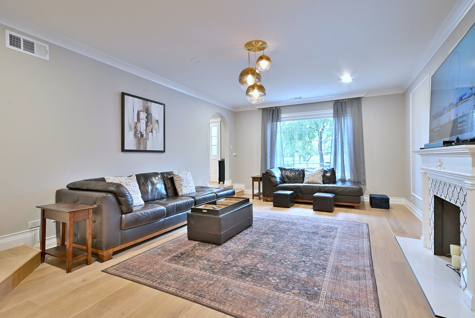 5 N Tower Road, Oak Brook, IL 60523