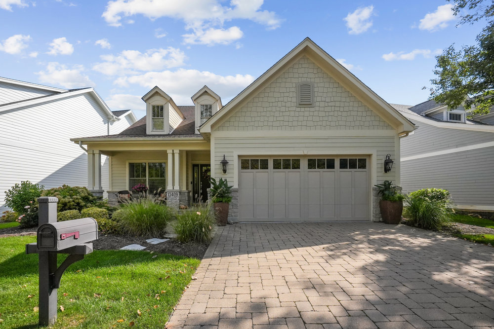 13409 Lake Mary Drive, Plainfield, IL 60585