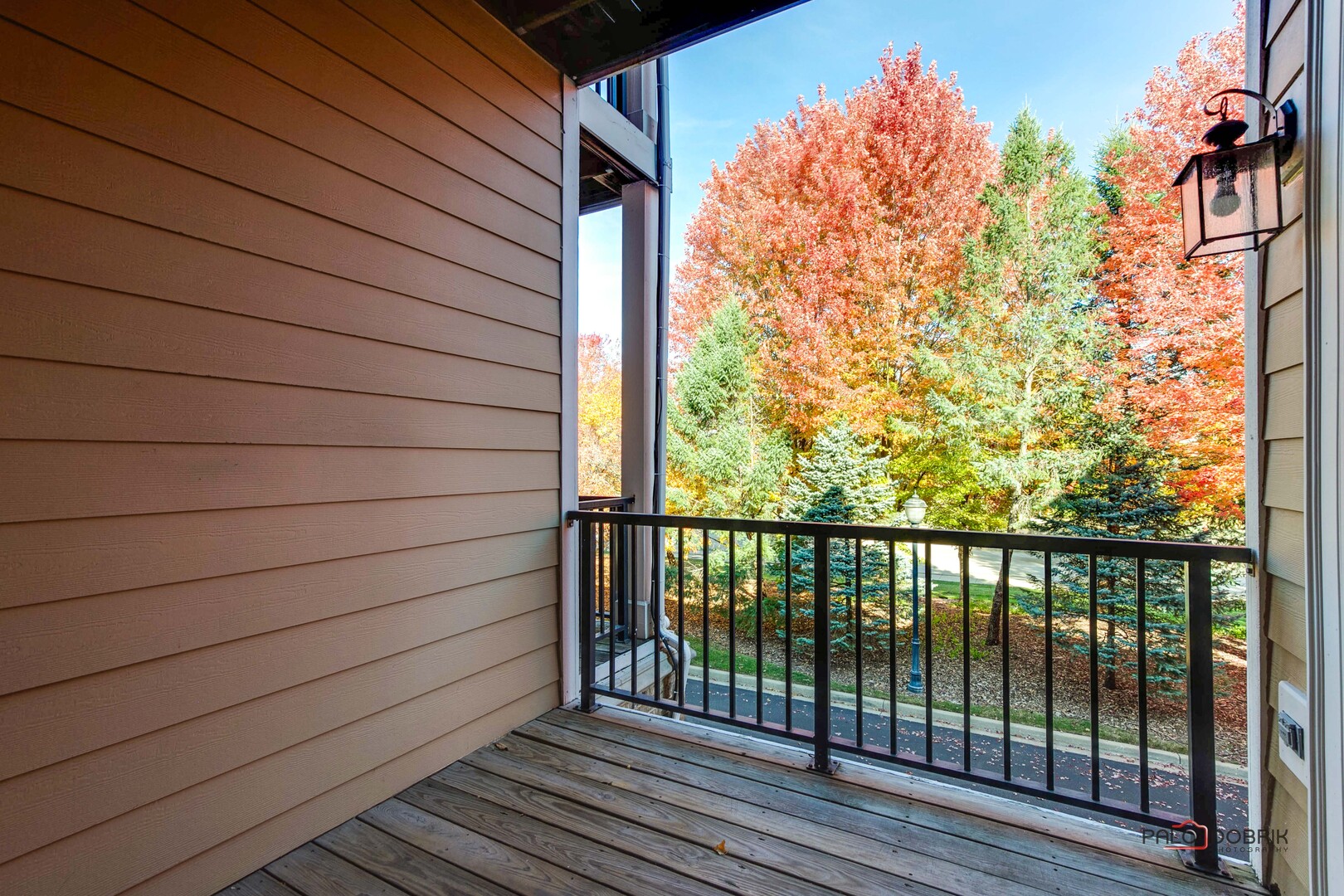 1918 Lynn Circle, Libertyville, IL 60048