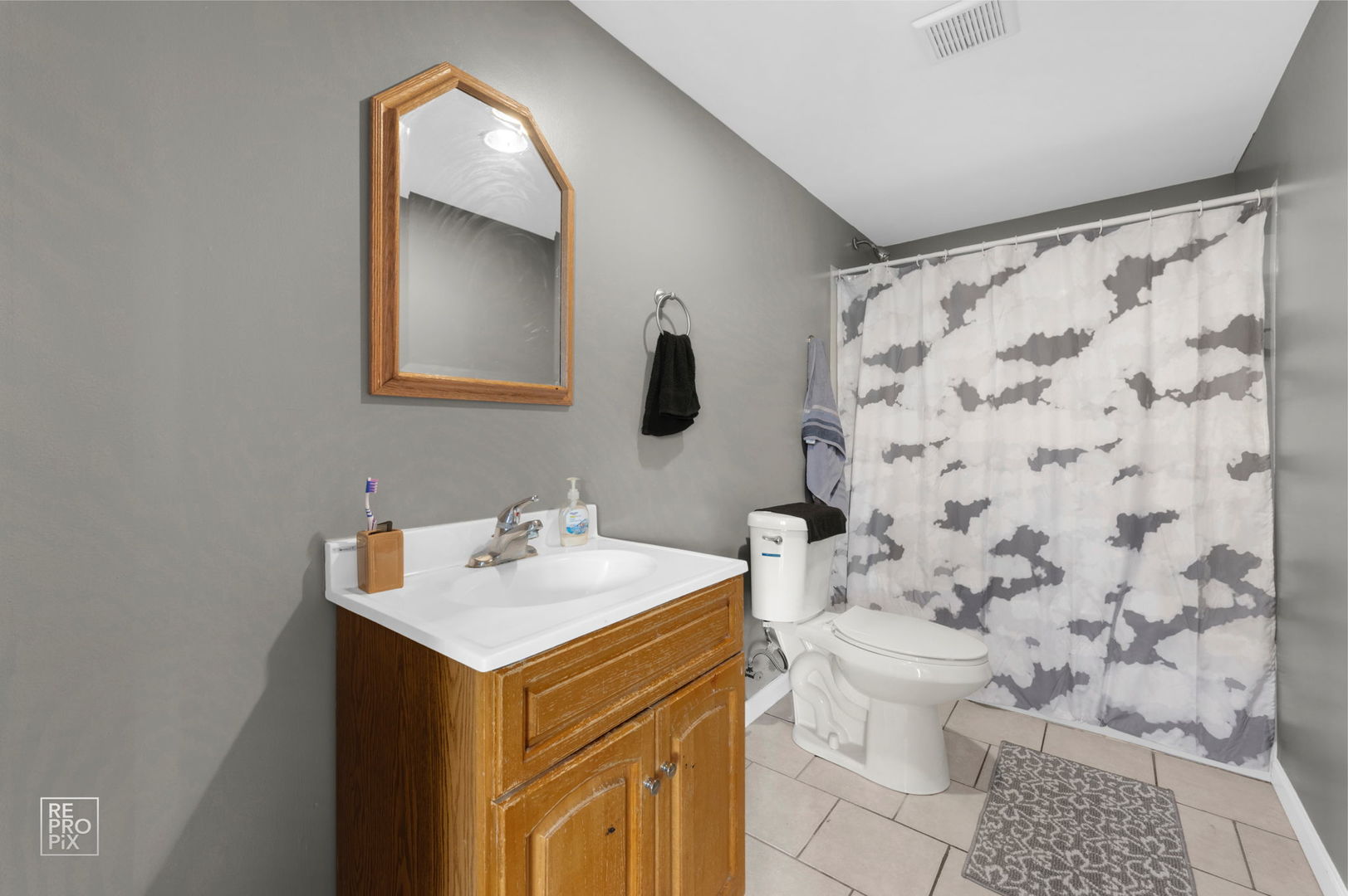 6911 Astoria Drive, Plainfield, IL 60586