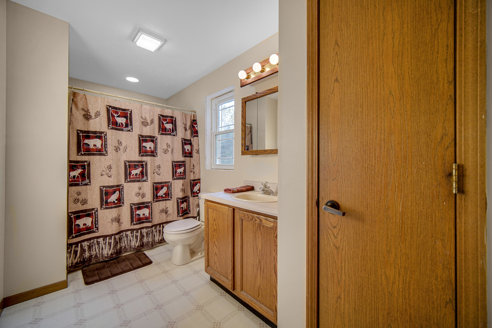 15598 E 3500N Road, Momence, IL 60954