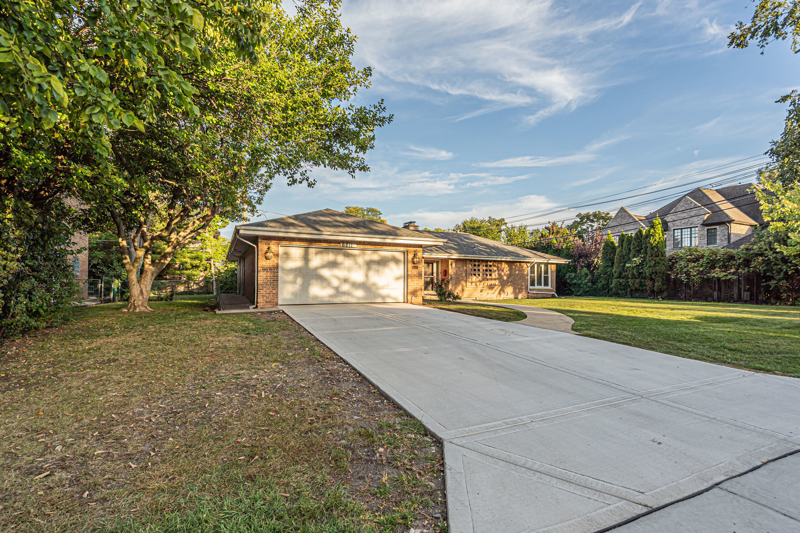 6811 N Kenneth Avenue, Lincolnwood, IL 60712
