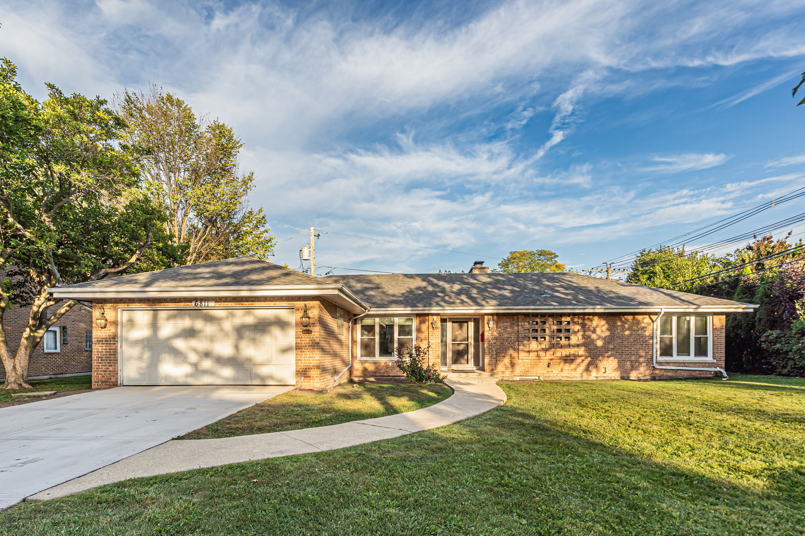 6811 N Kenneth Avenue, Lincolnwood, IL 60712