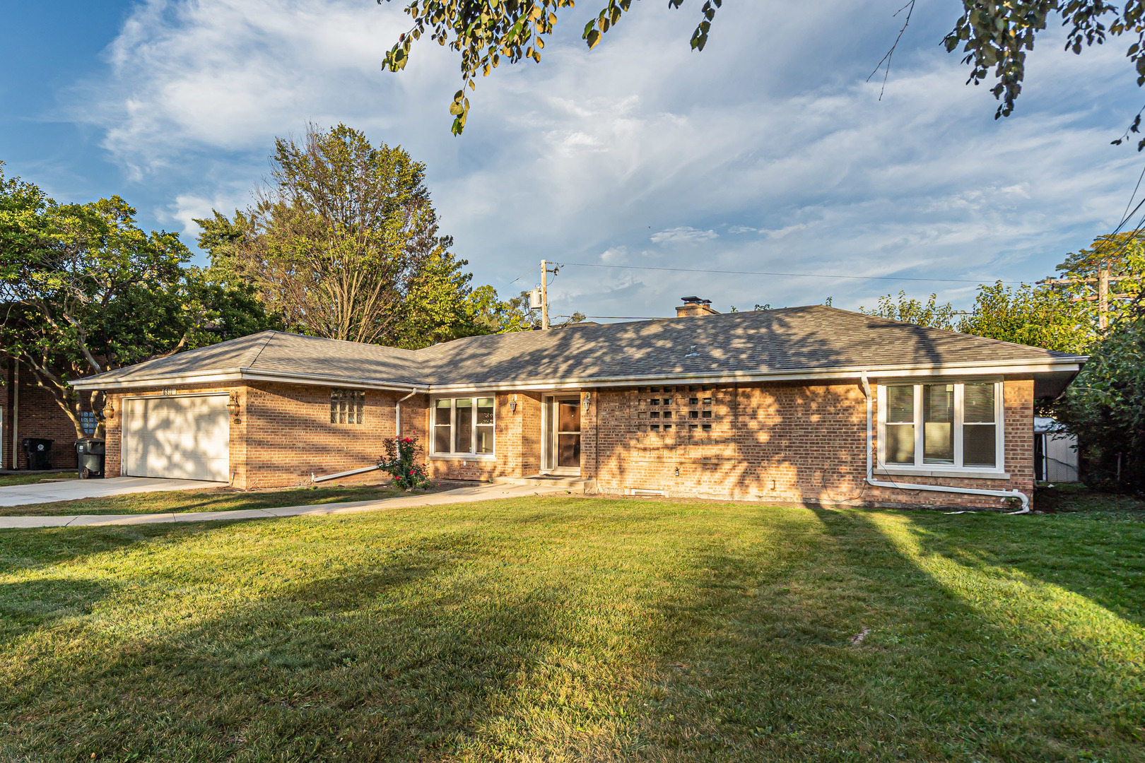 6811 N Kenneth Avenue, Lincolnwood, IL 60712