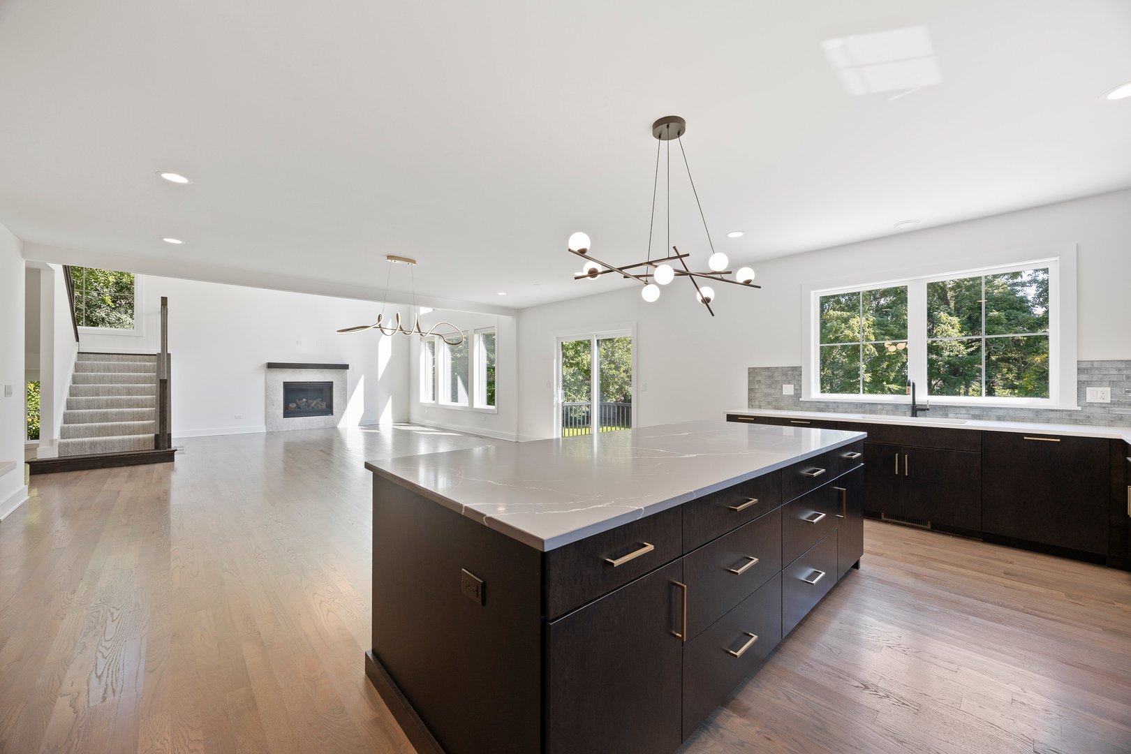 3910 Sterling Road, Downers Grove, IL 60515