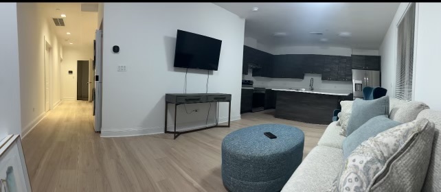 1930 Sherman Avenue #1N, Evanston, IL 60201