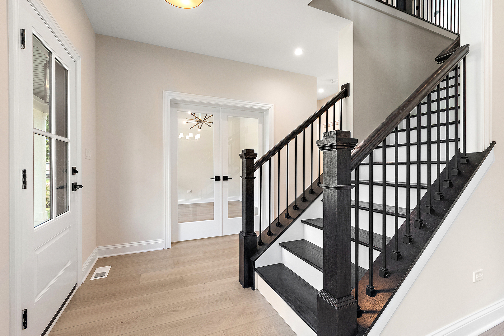 1025 Walter Street, Lemont, IL 60439