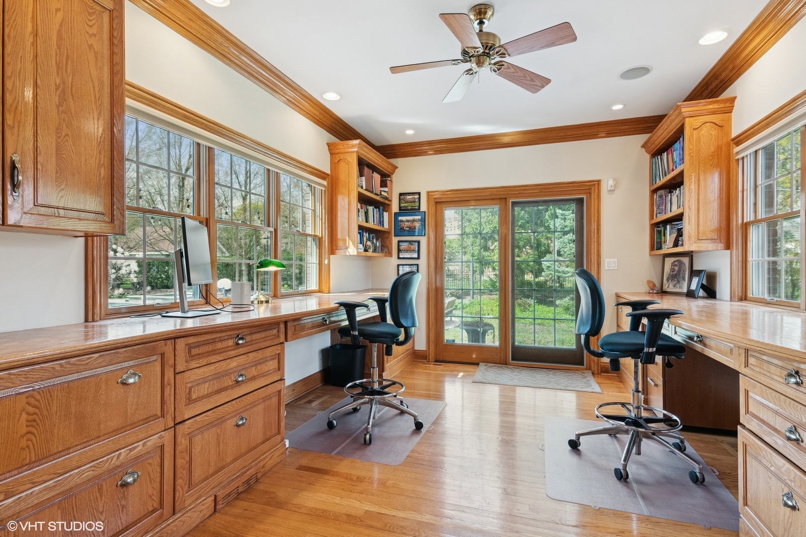 500 S KENILWORTH Avenue, Elmhurst, IL 60126